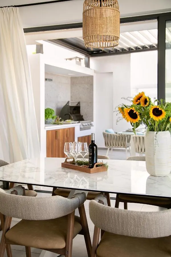 פרוטאראס Chris Le Mare Gold Luxury Villa