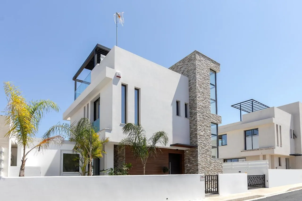 Chris Le Mare Gold Luxury Villa Protaras Cyprus